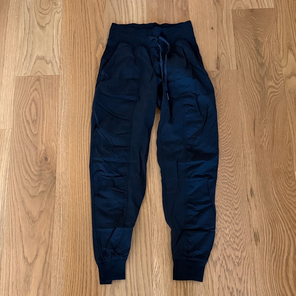 Navy Lululemon Full Length Dance Studio Joggers size 0